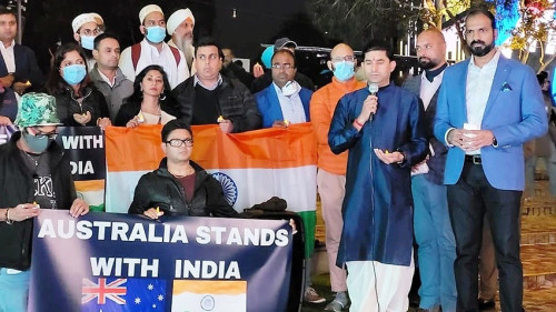 Indians pray for home from Australia